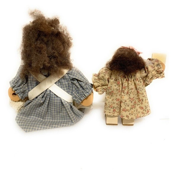 Lizzie High Wooden Dolls Happy Mothers day Shelf sitter missing chair two dolls - Picture 3 of 7